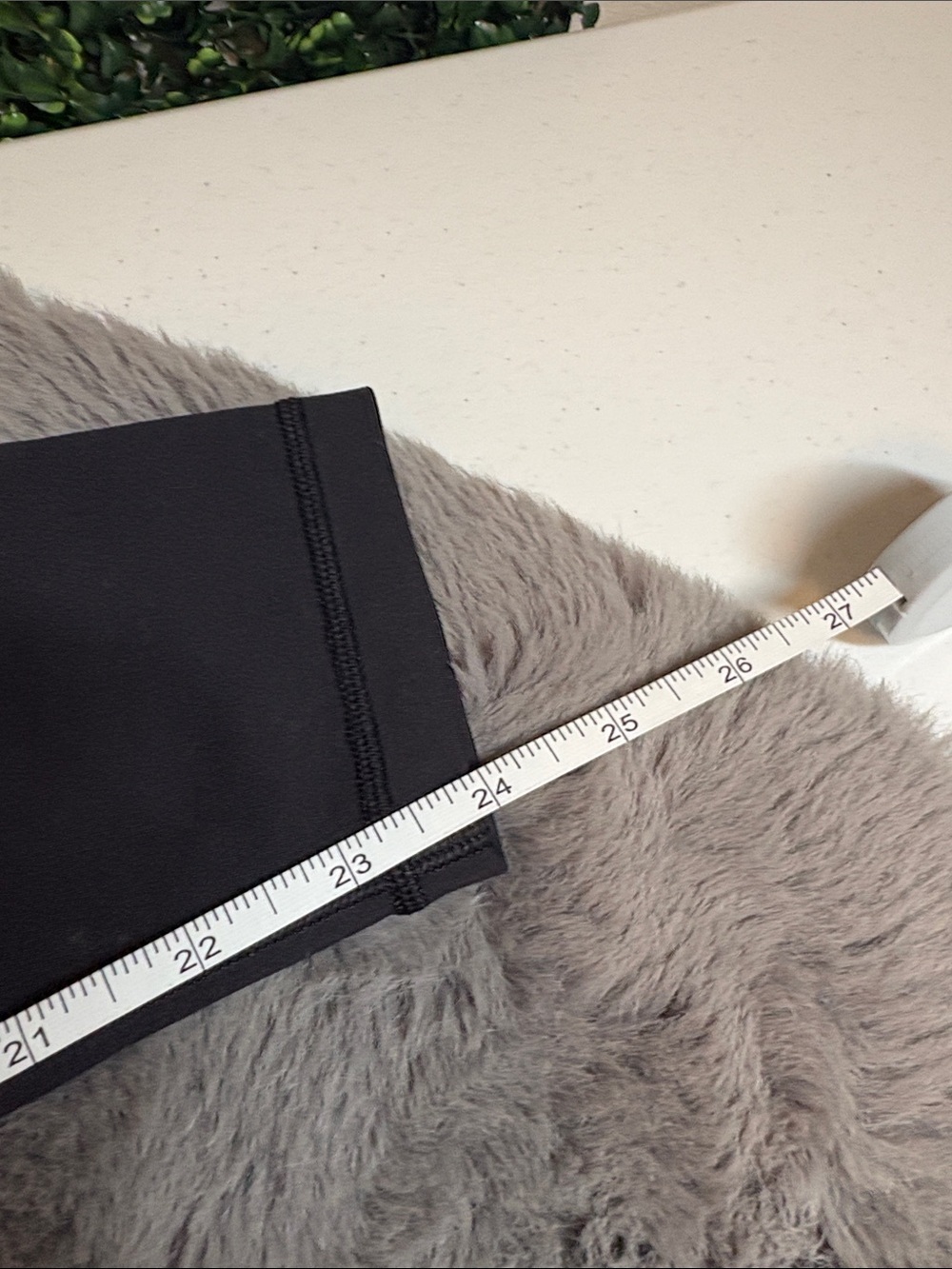 lululemon athletica Black High-Rise Workout Leggings Size 2 - Picture 6 of 6